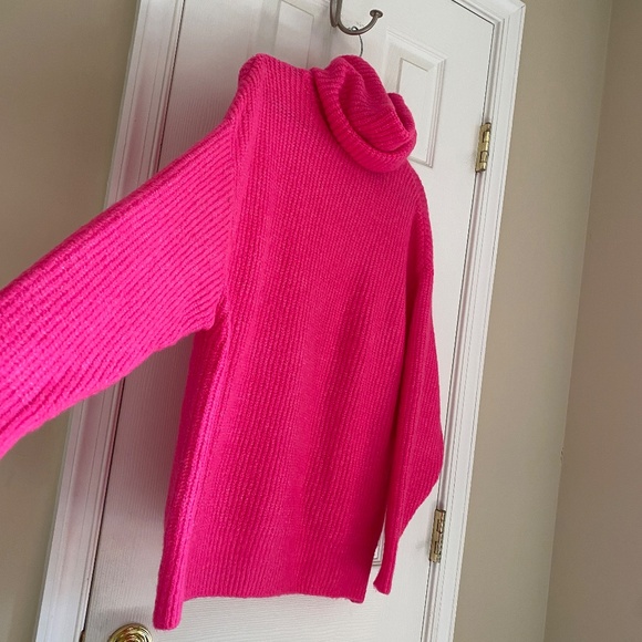 ZARA Knit Oversized Turtle Neck Sweater in Hot Pink - Size S Small - NWT - Picture 5 of 6